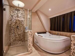 Apart and Spa Zoned 2