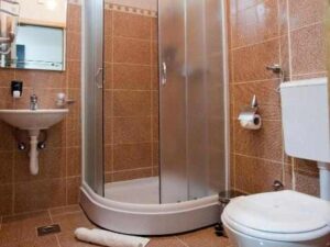 Apart and Spa Zoned 20