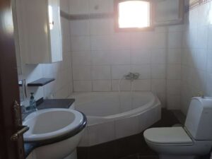 vana studios tasos 10 1