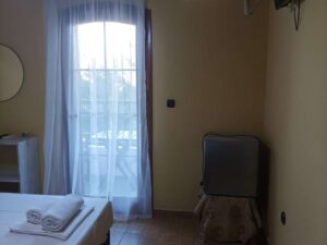 vana studios tasos 17 1