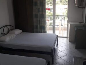 vila ikonomu studios 7266 1