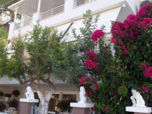 vila stephanos pefki 6432 1